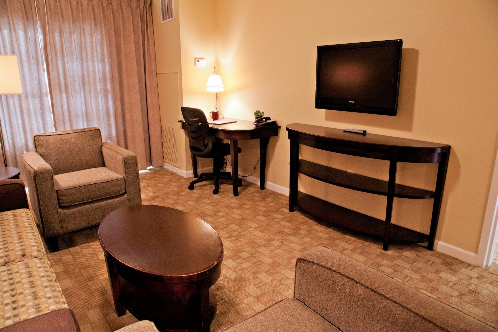 Ledgestone Hotel Якима Экстерьер фото